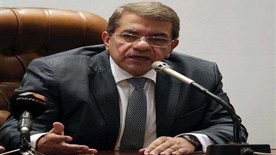 مسح طبي للعاملين بوزارة المالية في إطار الحملة القومية 