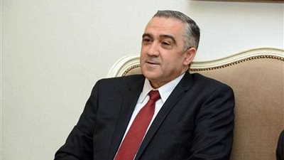 وزير الداخلية التونسي : تتبع صفحات على موقع فيس بوك تستهدف الدولة والقيادات الأمنية