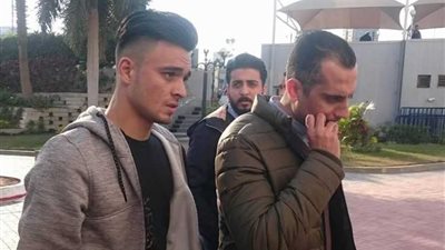 صلاح محسن يتواجد في مقر النادي الأهلي لتوقيع عقود انضمامه 