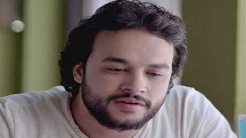 محمد عطية يبحث عن