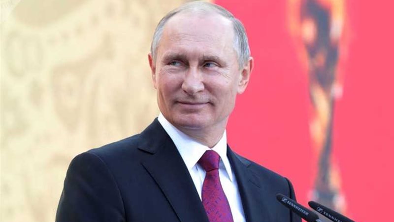 بوتين ساخرا: أشعر