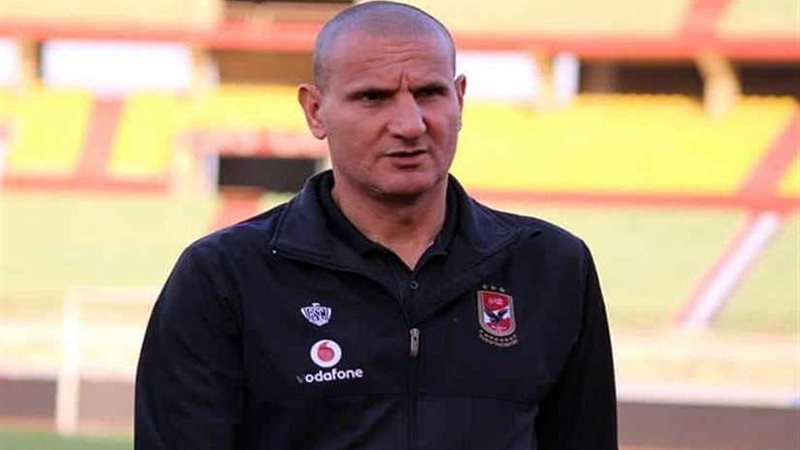 دقيقة حدادًا قبل