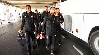 بعثة الأهلي تصل الرياض استعدادا لمواجهة منتخب نجوم السعودية غدا