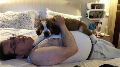 بالصور.. سقوط أيمن نور في بئر الرذيلة