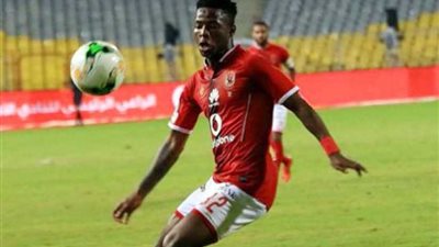 بصاروخية باكا.. الأهلي يتقدم فى الشوط الأول بودية السعودية