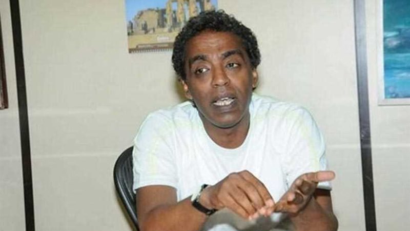 عواض يعتمد قوافل