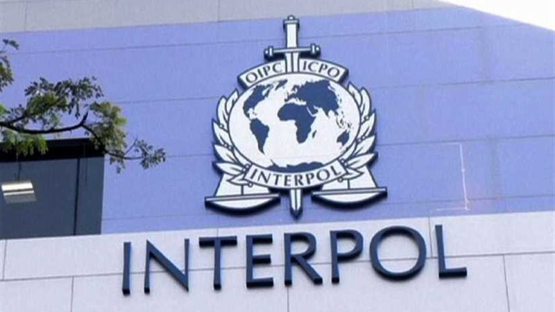 الإنتربول يعمم قائمة