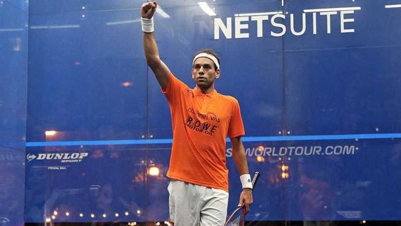 6 مصريين على قائمة