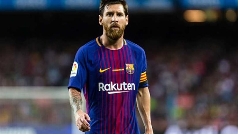 ميسي يقود هجوم برشلونة