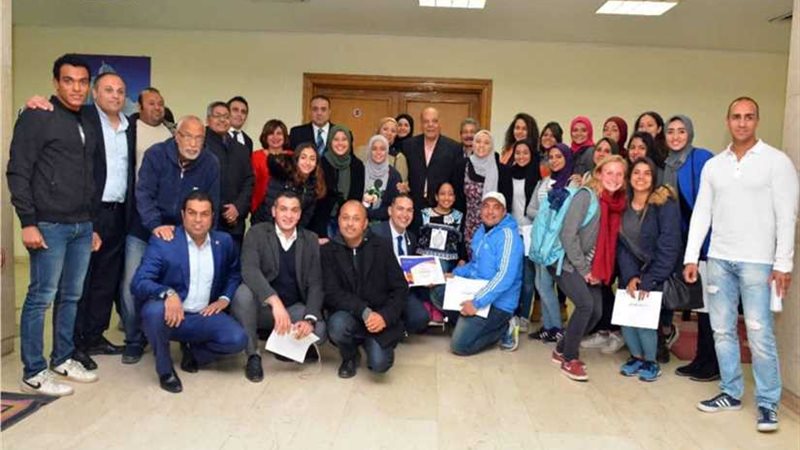 صور.. مجلس الشمس