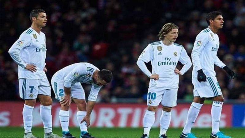 استمرار تعثر الريال