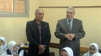 في أول يوم دراسي.. إحالة ٩ مسؤولين بمدارس القليوبية للتحقيق لإهمالهم