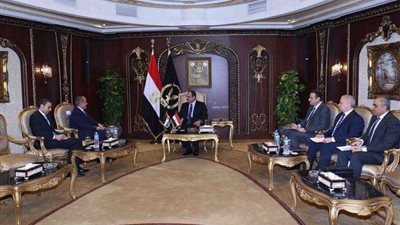 وزير الداخلية يبحث سبل التعاون مع سفير الأردن