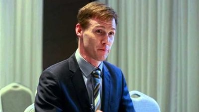 السفير البريطاني: المملكة المتحدة تدعم مصر في تنفيذ استراتيجيتها لمكافحة التهريب