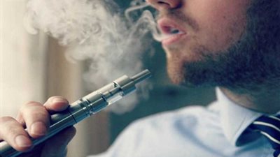 للسجائر الإلكترونية فوائد.. تعرف عليها