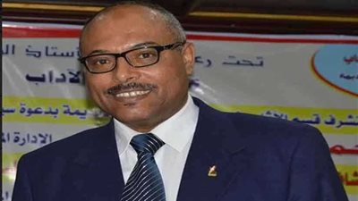 أستاذان بآداب طنطا محكمان بلجان ترقيات الآثار