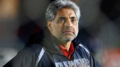 مدرب حراس المنتخب: لا أقبل سياسة الدور بين اللاعبين