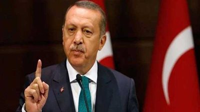 لماذا تفتعل أنقرة الأزمات خارجيًّا وتتجاهلها داخليًّا؟