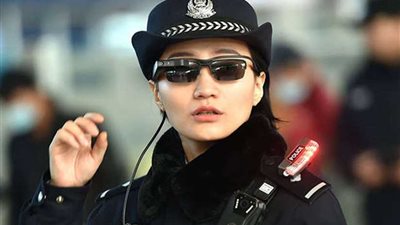 نظارات ذكية لأفراد الشرطة تتعرف على المجرمين