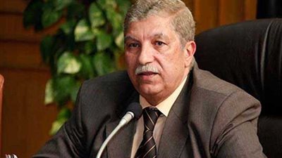 طاهر يشهد مباراة للكرة النسائية بالإسماعيلية