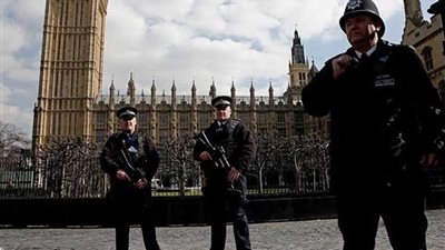 محكمة بريطانية تقضي بالسجن ثماني سنوات على مواطن مهدد بحرق مساجد