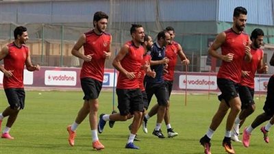 الأهلي يدخل معسكرا مغلقا استعدادًا لمواجهة المقاولون غدًا