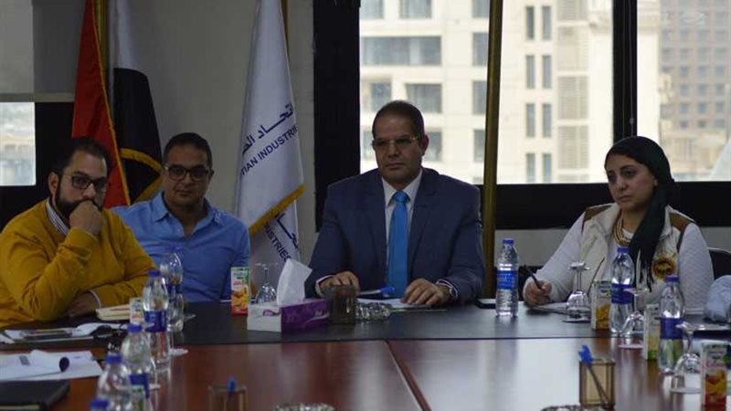 صناعة المواد العازلة