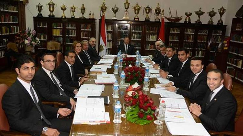 مجلس الأهلي يقرر