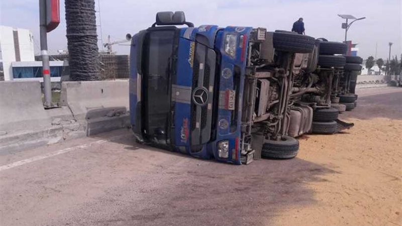 انقلاب سيارة نقل