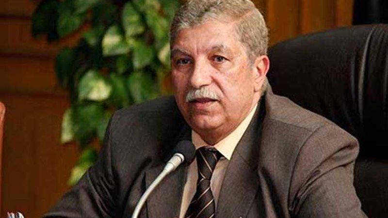 طاهر يشهد مباراة