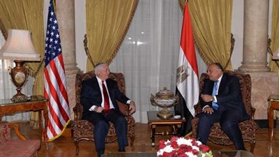 بدء جلسة المباحثات المشتركة بين 