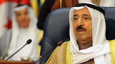 أمير الكويت يؤكد دعم بلاده للعراق حكومة وشعبا