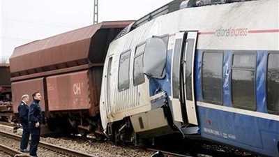 ارتفاع حصيلة مصابي حادث تصادم قطاري ركاب بالنمسا إلى 22 مصابا