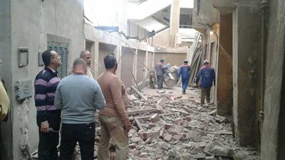 انهيار عقار بـ