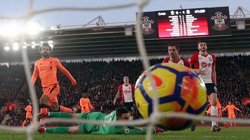 «صلاح» يصنع هدفًا