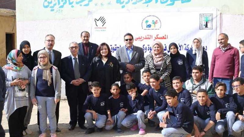 الطفولة والأمومة