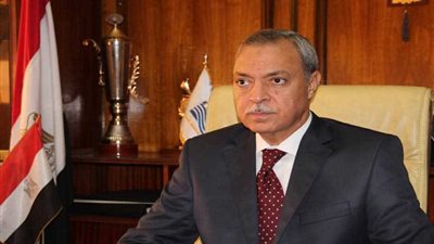 تدريب 464 معلمًا على اللغة والكمبيوتر في قنا