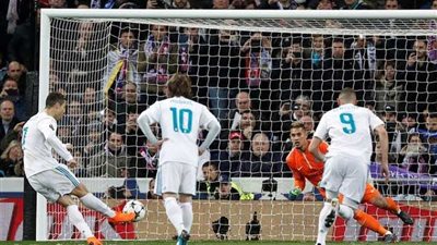 ريال مدريد يرفض الهزيمة أمام باريس سان جيرمان في الشوط الأول