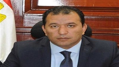 إحالة 68 موظفا بالأقصر للنيابة حصلوا على 