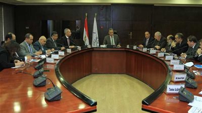 وزير النقل يتابع تطوير نظام إشارات خط (بنها/ بورسعيد)