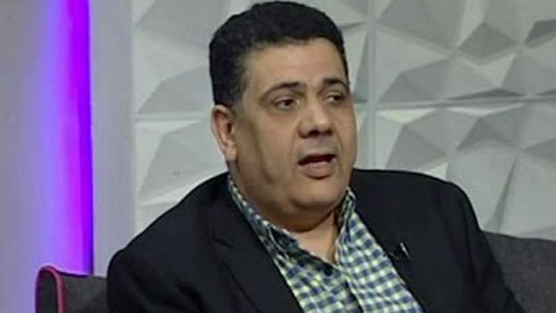 الضاحك الباكي يبدأ