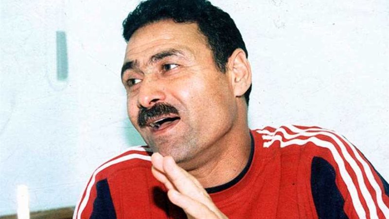 فيفا يحيي ذكرى أسطورة