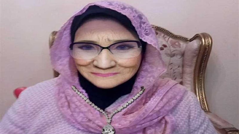 صاحبة أسمع كلام ستك