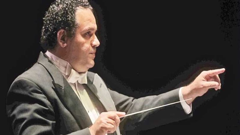 بيانو ألماني وقيادة