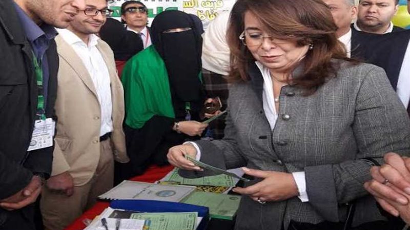 والي وطاهر يفتتحان