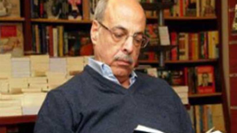 فنانون ينعون علي