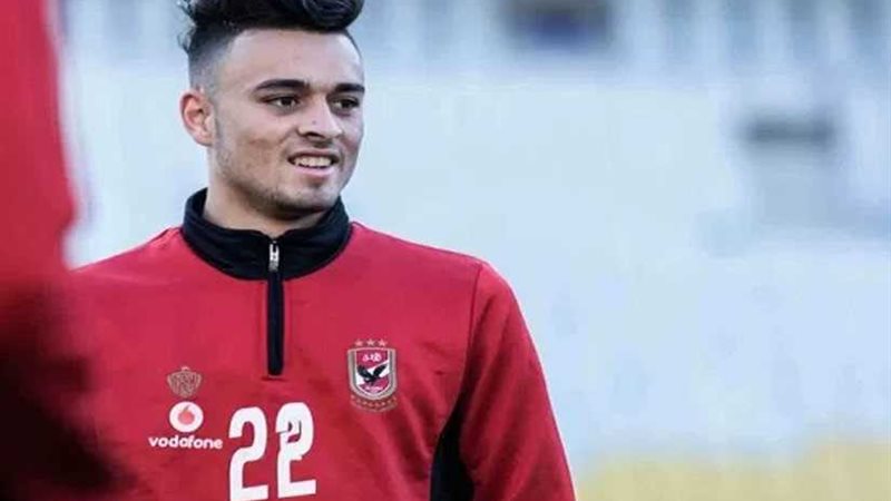 صلاح محسن يتأخر عن