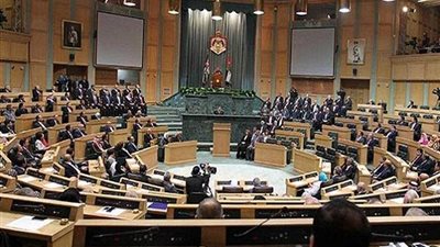 مجلس النواب الأردني يرفض سحب الثقة من حكومة هاني الملقي