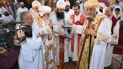 محافظ البحيرة: تشيد بجهود البابا تواضروس فى إحياء مسار العائلة المقدسة