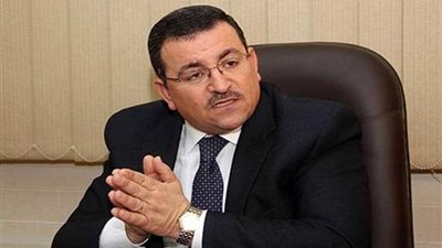 أسامة هيكل : إنهاء أية معوقات مرتبطة بمواقع التصوير الخارجي